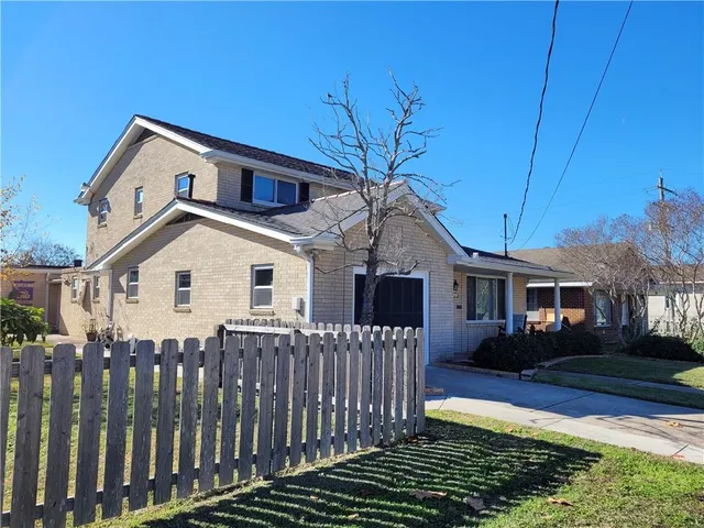 $379,000 | 1010 Virgil Street, Gretna, LA 70053