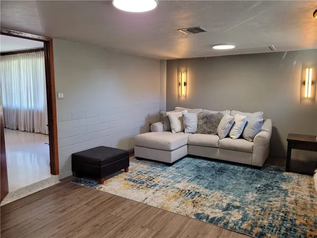 $379,000 | 1010 Virgil Street, Gretna, LA 70053