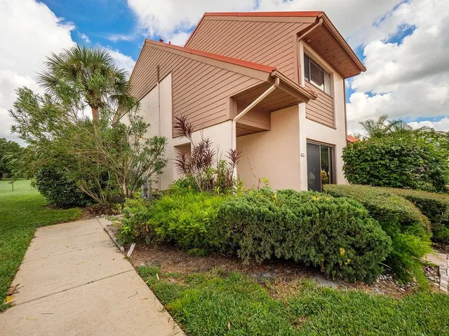 $235,000 | 6500 Draw Lane, Unit 81, Sarasota, FL 34238