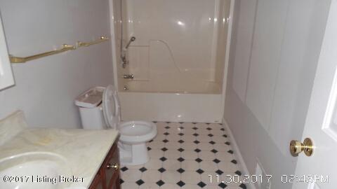 1128 Foxfire Road Bardstown, KY 40004 - Photo 7 of 15 20171130_144831_resized