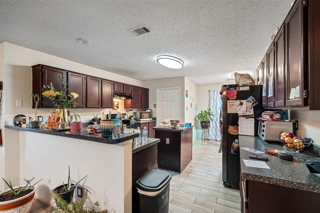 2628 Spring Branch Road Mesquite, TX 75181 - Photo 12 of 29