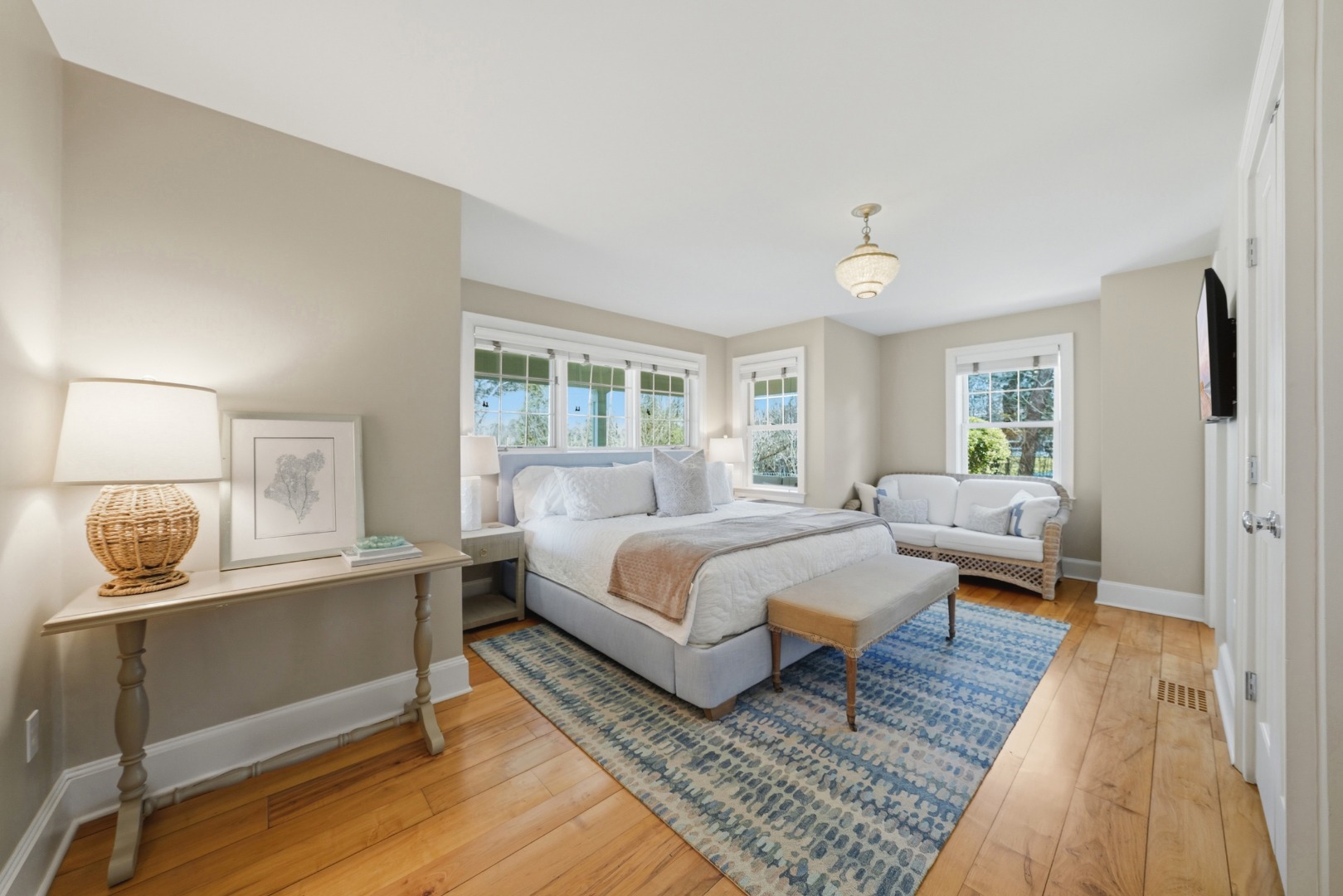 6 Sandwich Road Nantucket, MA 02554 - Photo 8 of 43