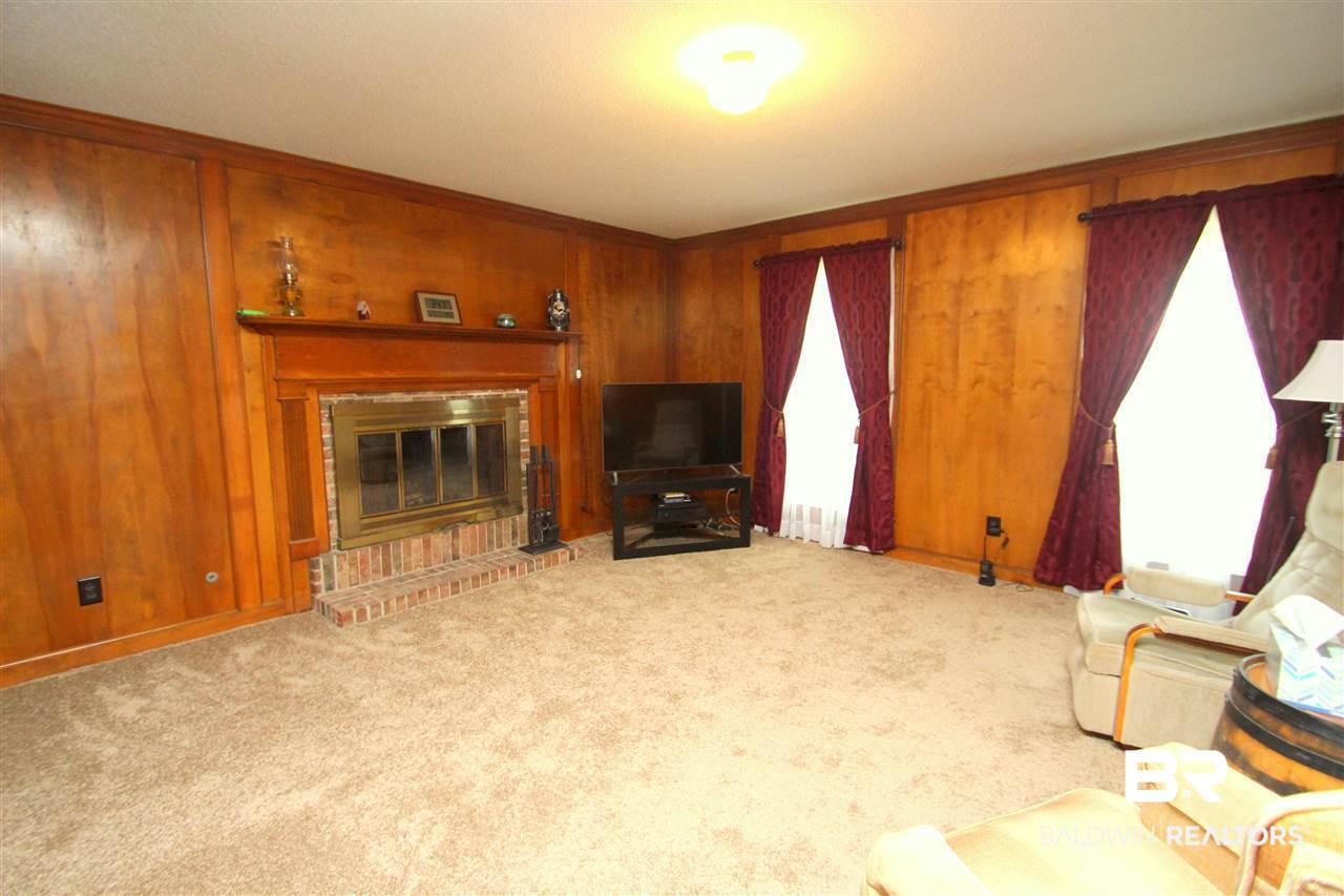 6401 Gas Light Lane North Mobile, AL 36695 - Photo 4 of 19