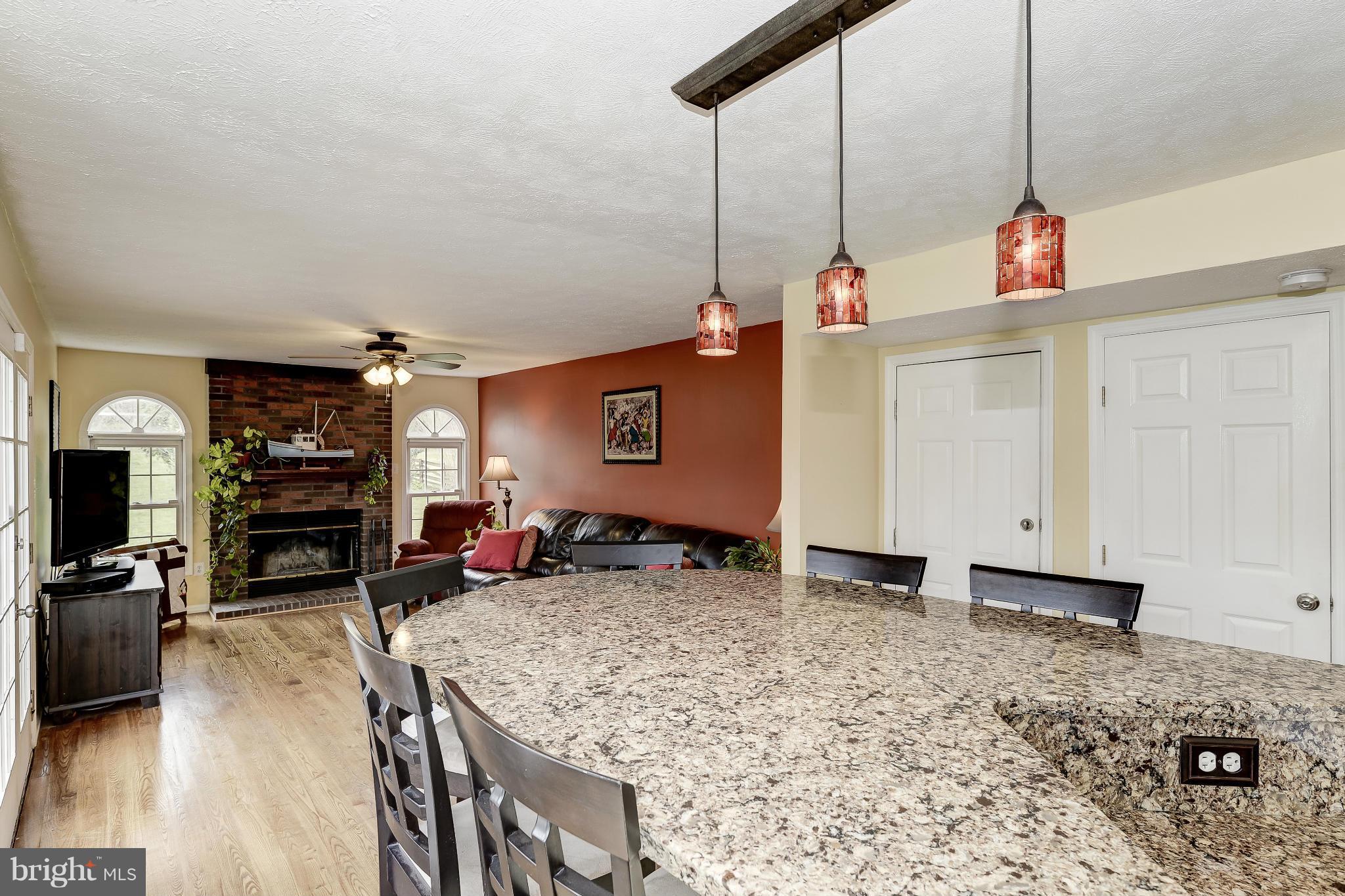 2644 Offutt Road Woodstock, MD 21163 - Photo 12 of 30 Breakfast Bar
