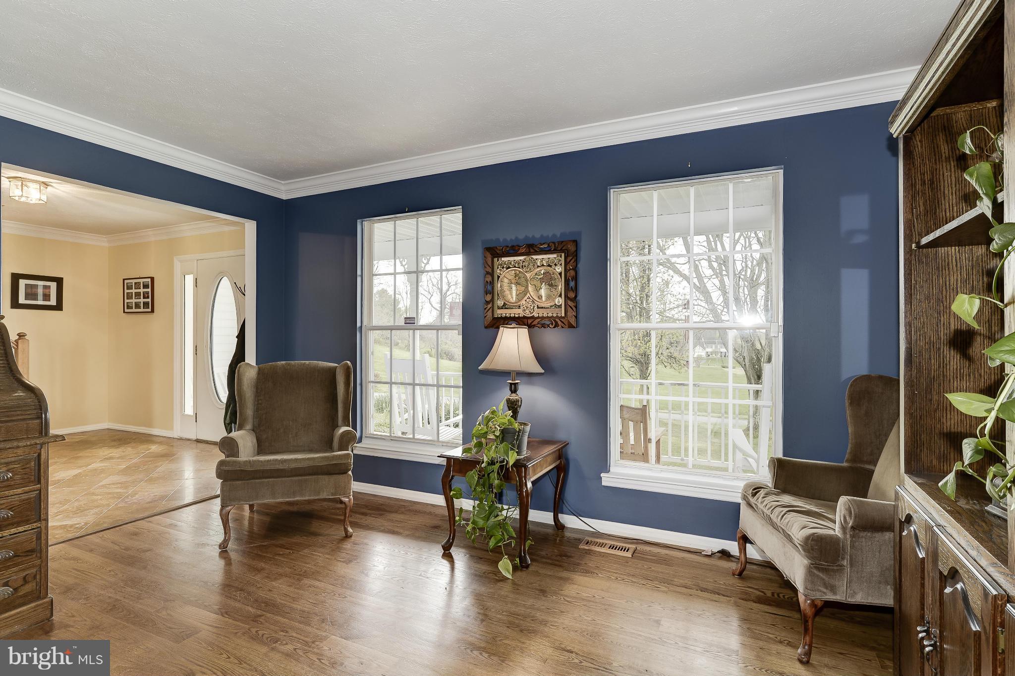 2644 Offutt Road Woodstock, MD 21163 - Photo 3 of 30 Living Room
