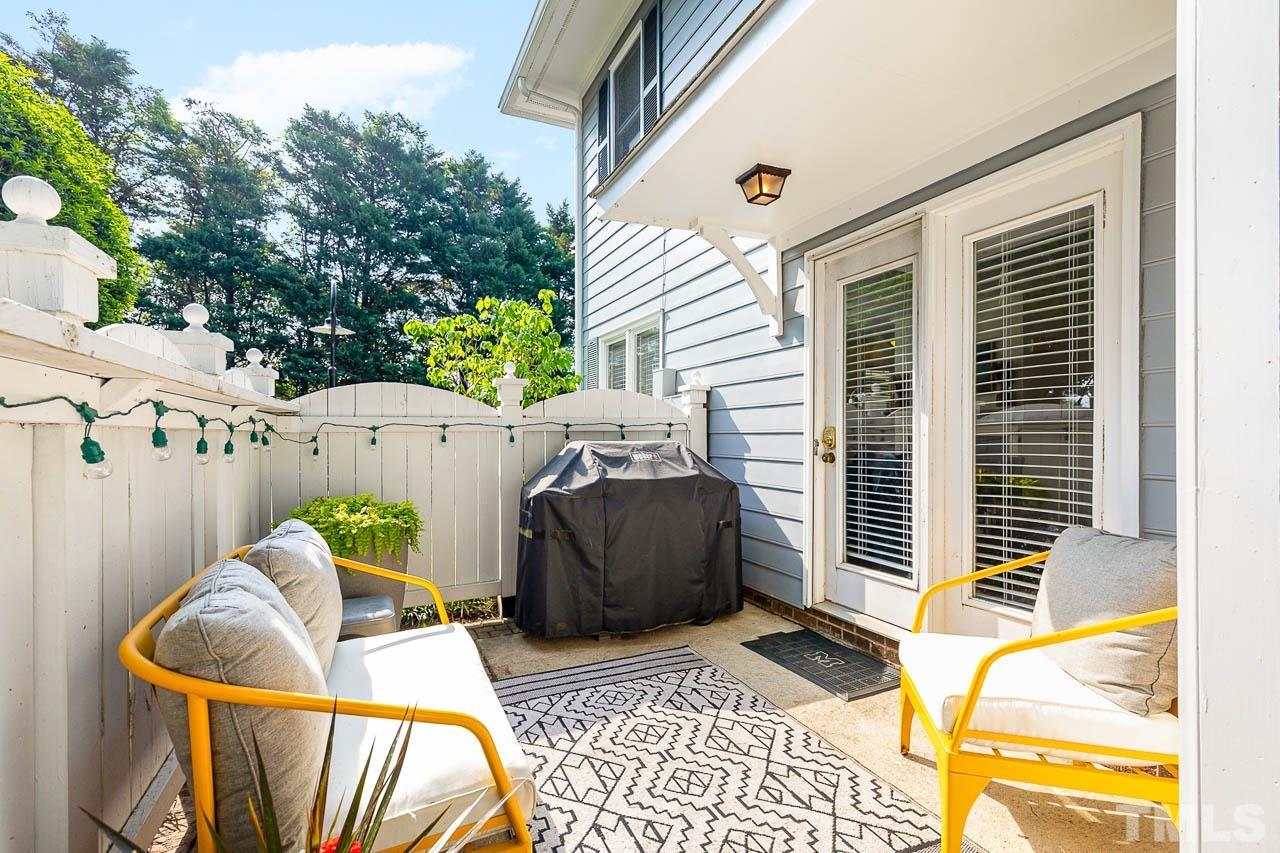 1400 Barton Pl Drive Raleigh, NC 27608 - Photo 24 of 25