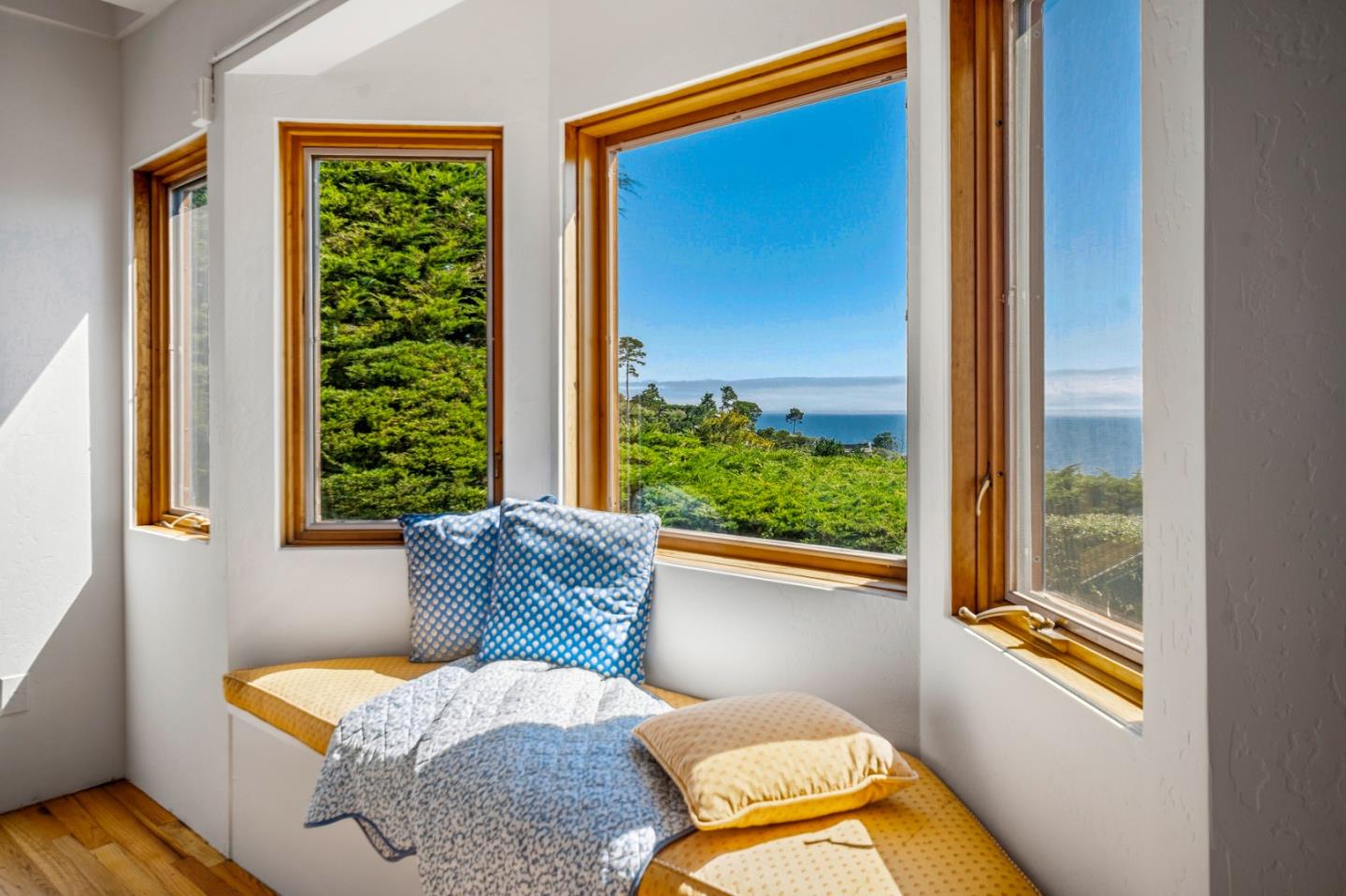 23 Mentone Road Carmel, CA 93923 - Photo 13 of 40