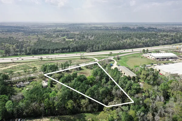 $799,500 | 75 Highway 75, Willis, TX 77378