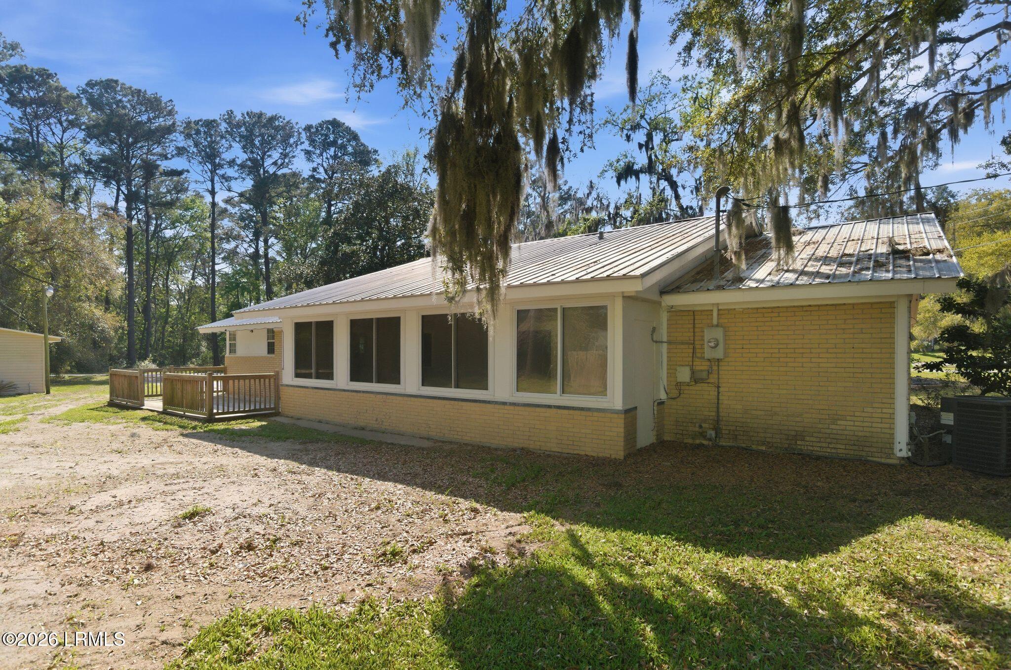 3014 Shell Point Road Beaufort, SC 29906 - Photo 36 of 45 lp2603221-1041