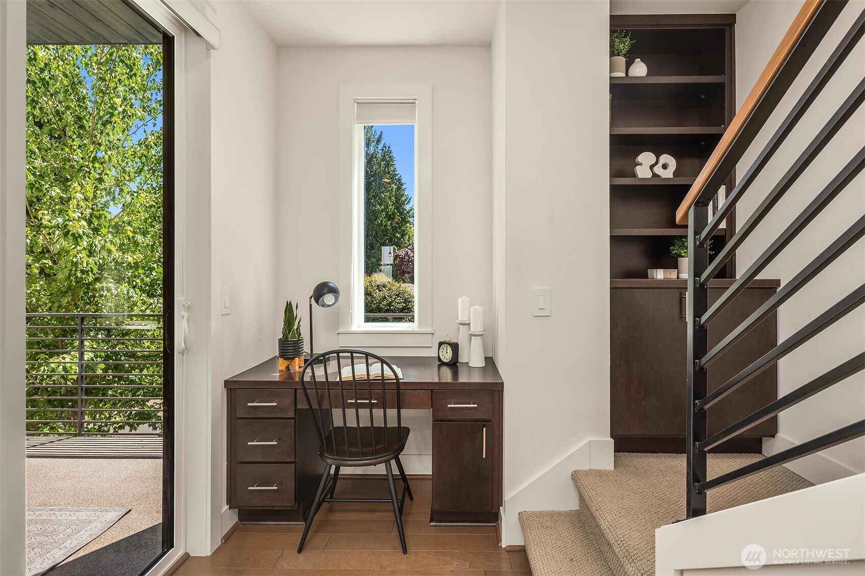 9604 Main Street, Unit C Bothell, WA 98011 - Photo 14 of 32 a view of a room with a table and chairs