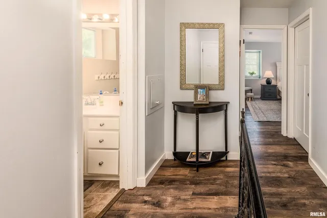 $299,500 | 27 Pinewood Drive, Carbondale, IL 62901