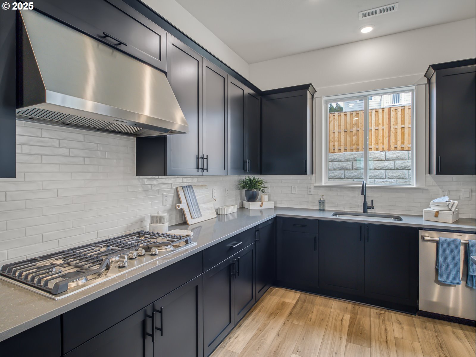 17715 Southwest Alvord Lane Beaverton, OR 97007 - Photo 23 of 36