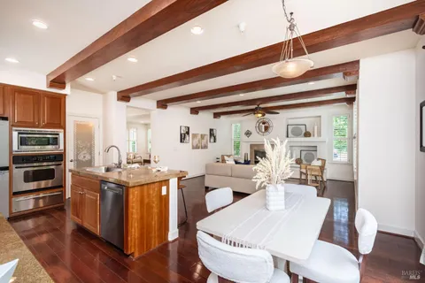 $1,888,000 | 920 2nd Street East, Sonoma, CA 95476