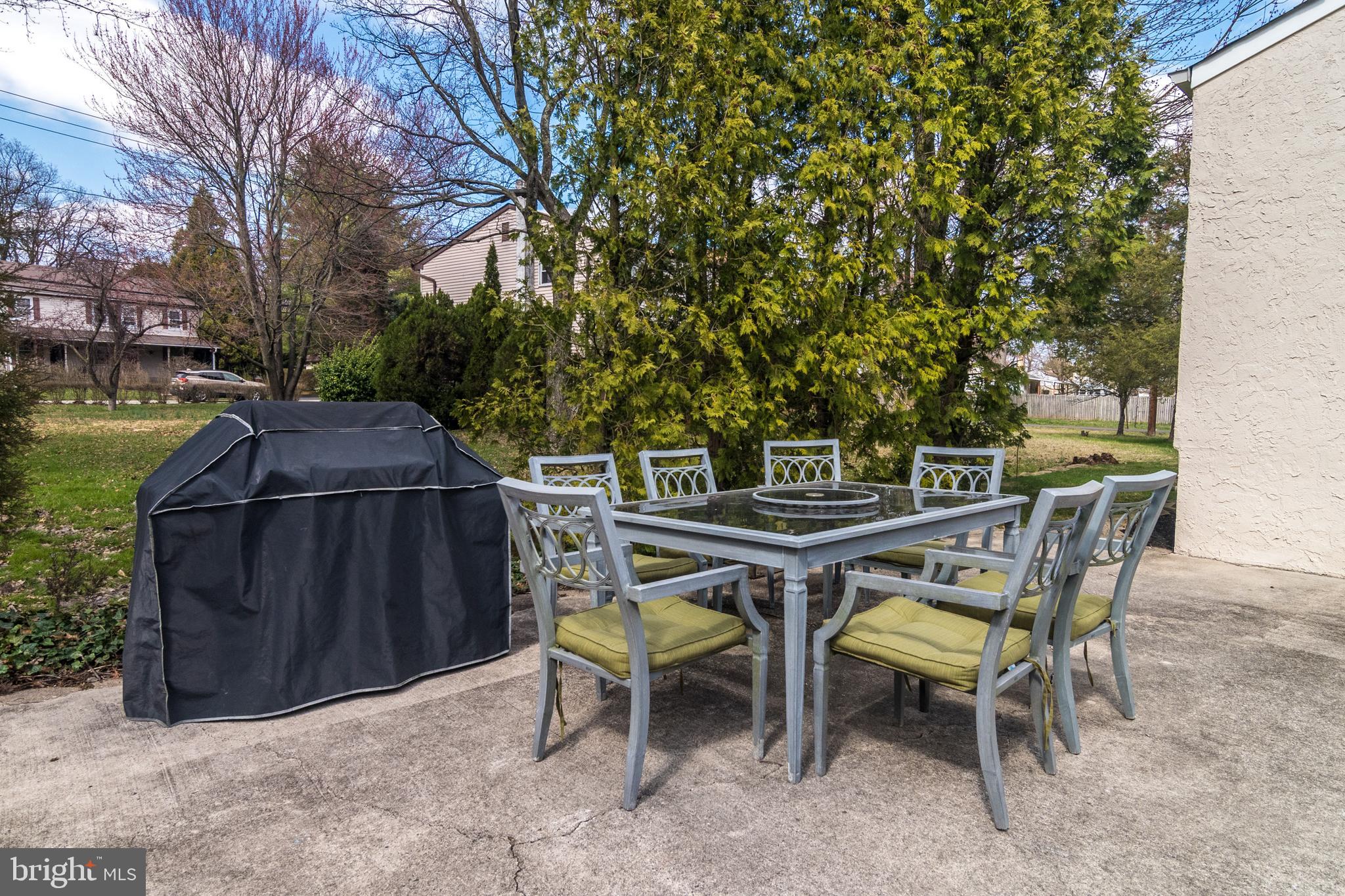 1358 Koffel Road Hatfield, PA 19440 - Photo 37 of 43 Patio area