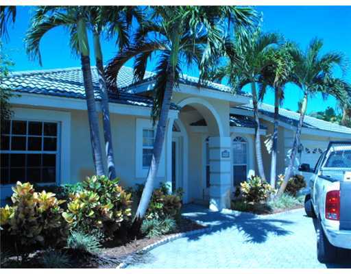 9691 Aloe Road Boynton Beach, FL 33436 - Photo 1 of 4 Primary Photo