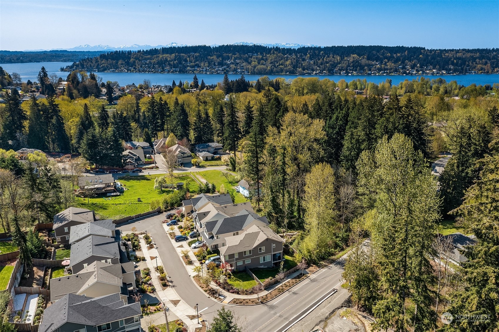 3775 Monterey Court Northeast Renton, WA 98056 - Photo 20 of 21 Gallery Image 20