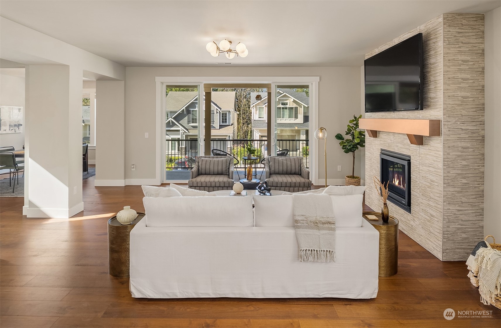 3775 Monterey Court Northeast Renton, WA 98056 - Photo 6 of 21 Gallery Image 6