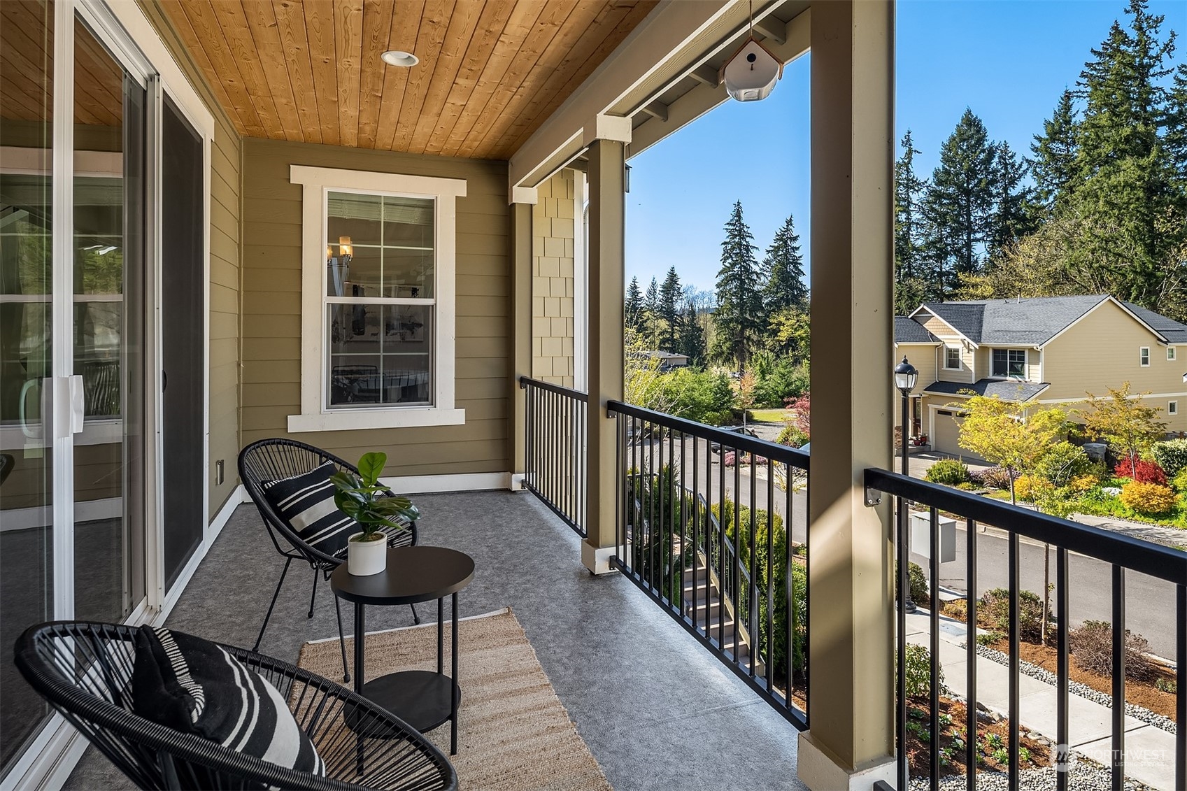 3775 Monterey Court Northeast Renton, WA 98056 - Photo 7 of 21 Gallery Image 7