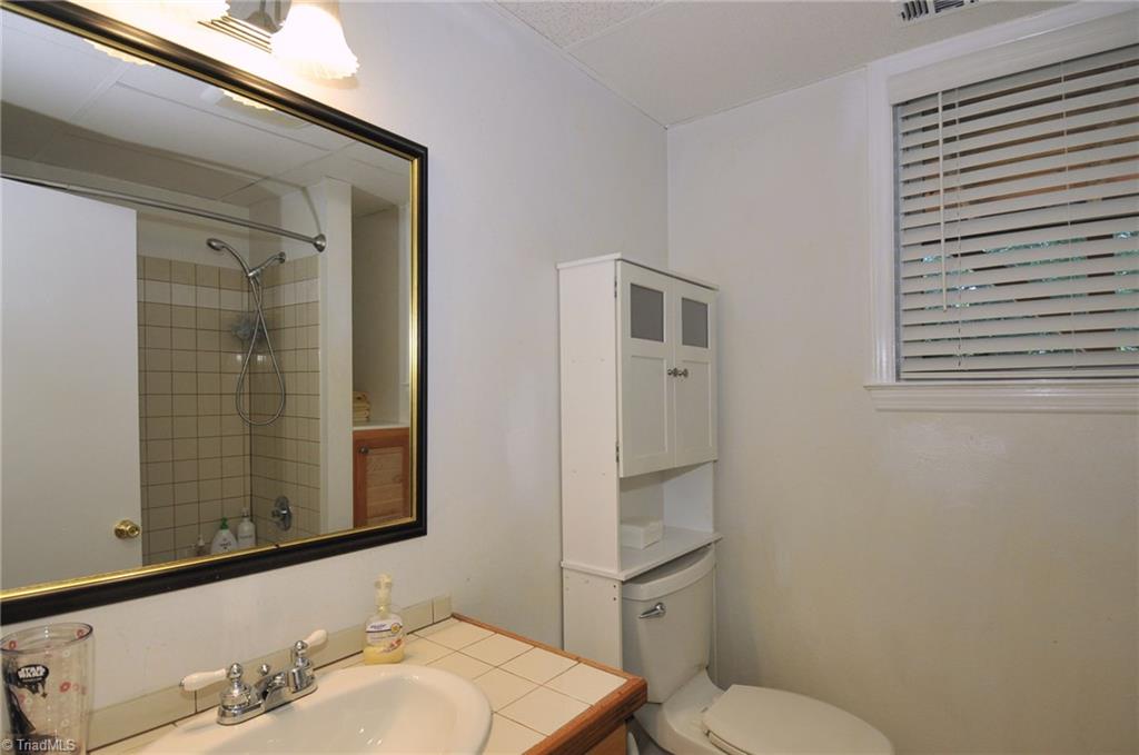 5620 Sweetbriar Road Pfafftown, NC 27040 - Photo 13 of 17 Gallery Image 13