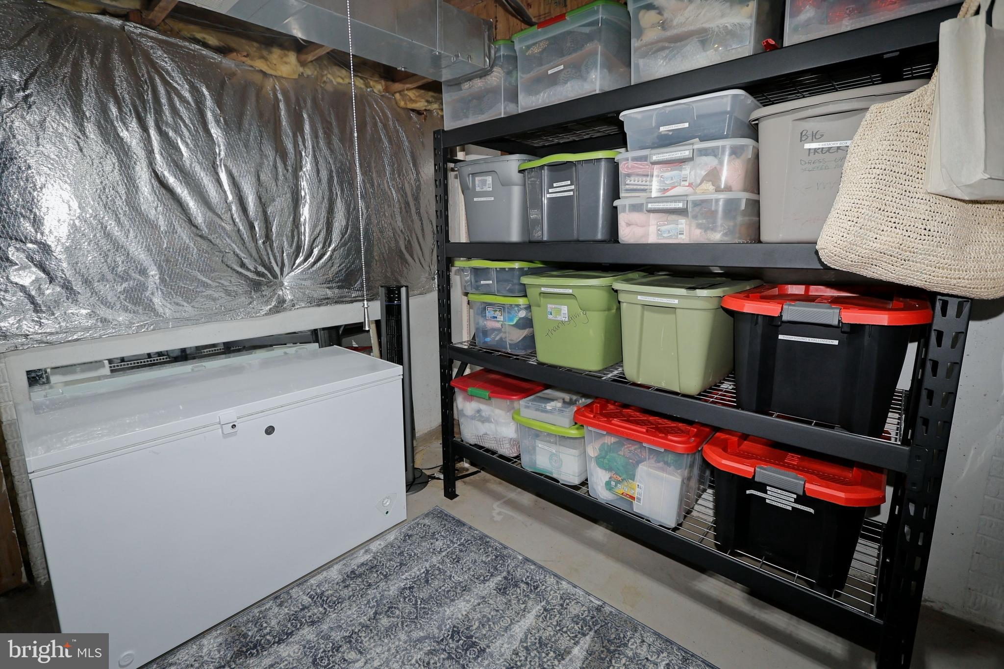 11423 Hollow Timber Way Reston, VA 20194 - Photo 46 of 68 a utility room with dryer and washer