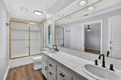 $725,000 | 672 Cypress Run, Woodbridge, CA 95258