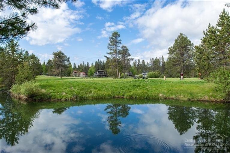 8 North Course Lane Sunriver, OR 97707 - Photo 24 of 24 Welcome home...