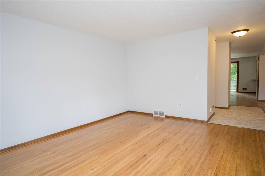 376 Fox Meadow Road Greece, NY 14626 - Photo 17 of 48