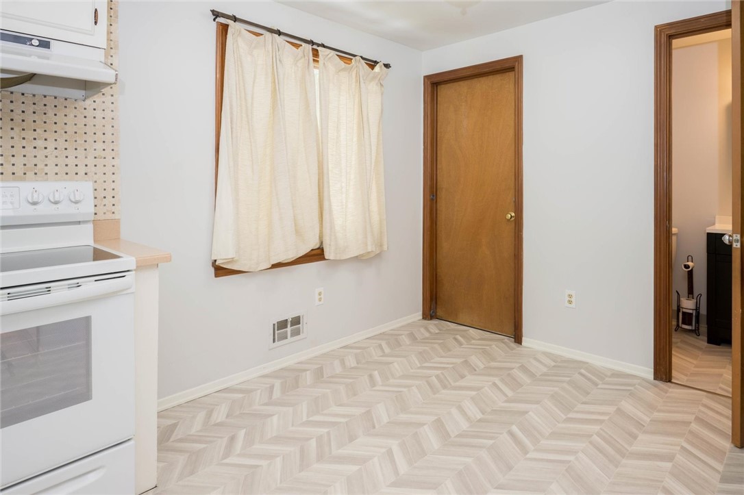 376 Fox Meadow Road Greece, NY 14626 - Photo 29 of 48