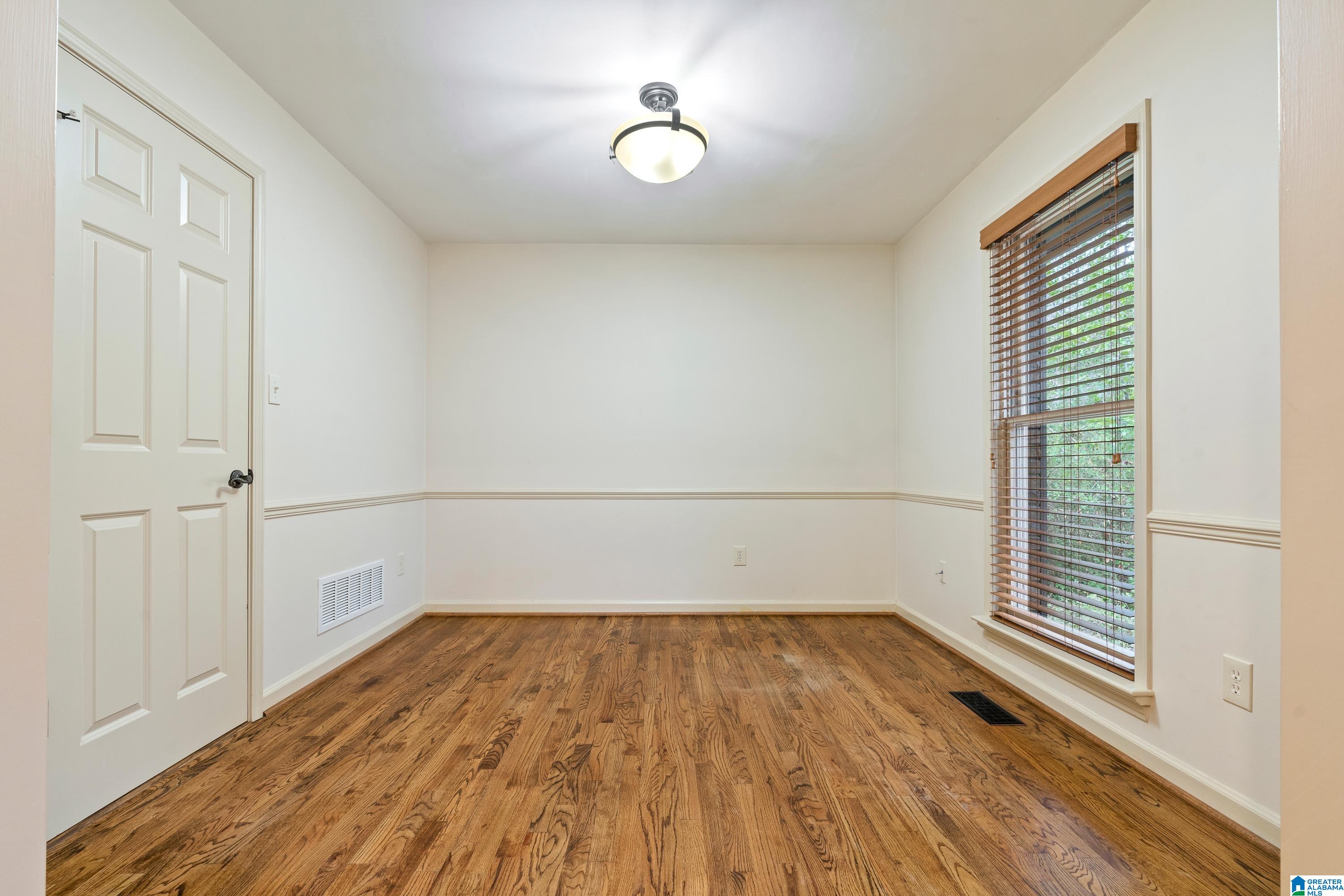 2624 Altadena Road Birmingham, AL 35243 - Photo 9 of 46 Gallery Image 9