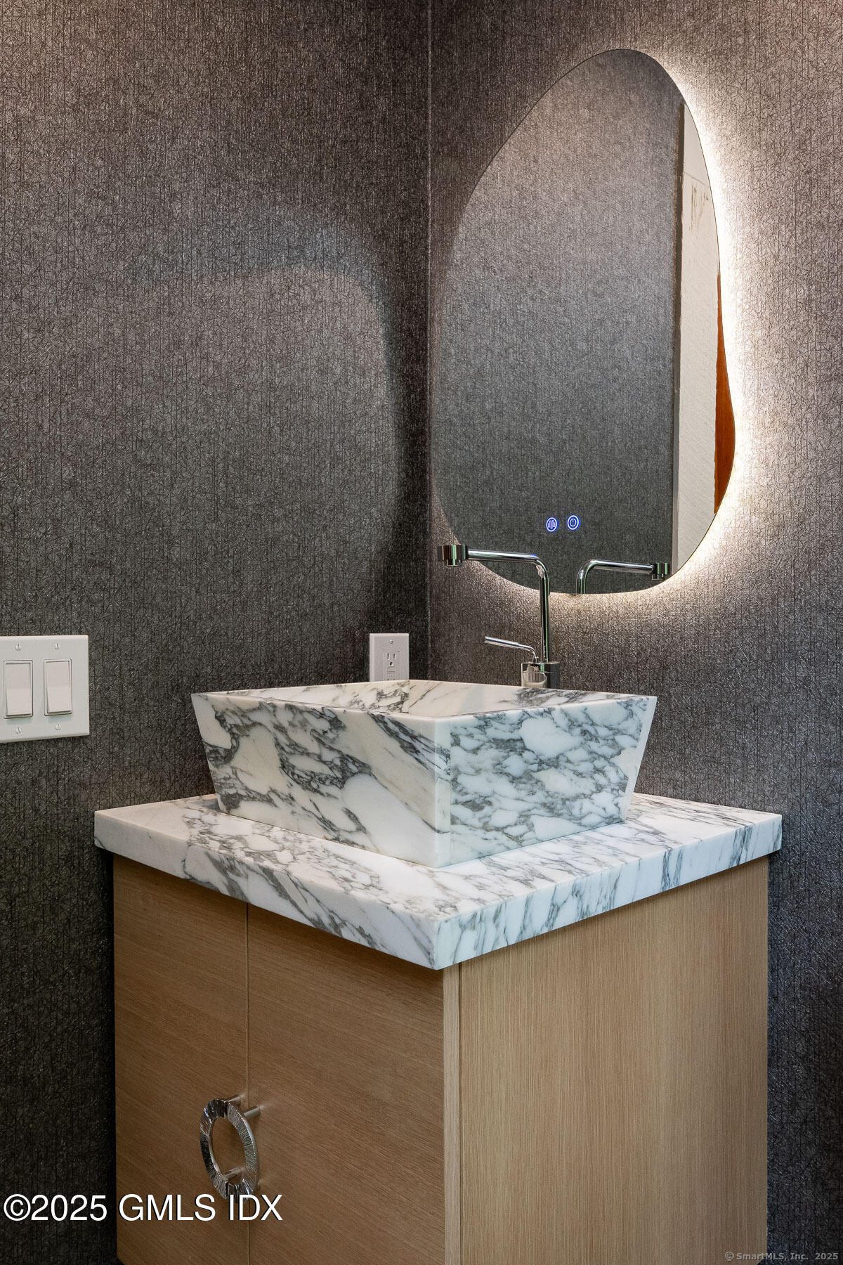 10 Tomahawk Lane Greenwich, CT 06830 - Photo 20 of 34 15