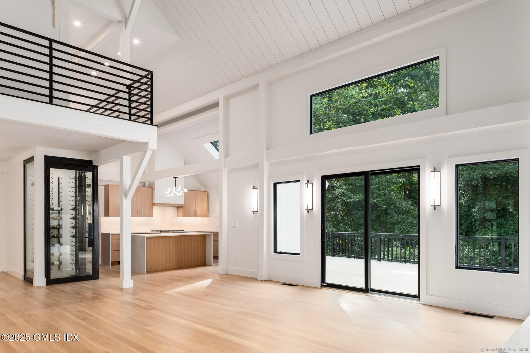 10 Tomahawk Lane Greenwich, CT 06830 - Photo 8 of 34 6