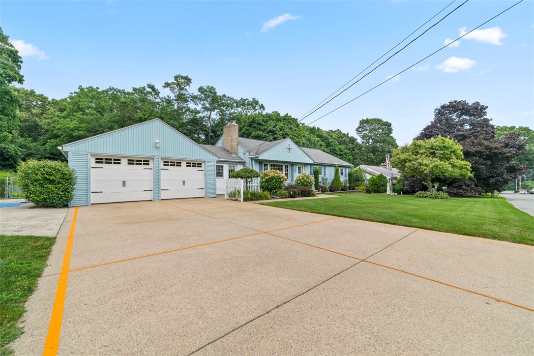 57 Shenandoah Road Warwick, RI 02886 - Photo 3 of 39