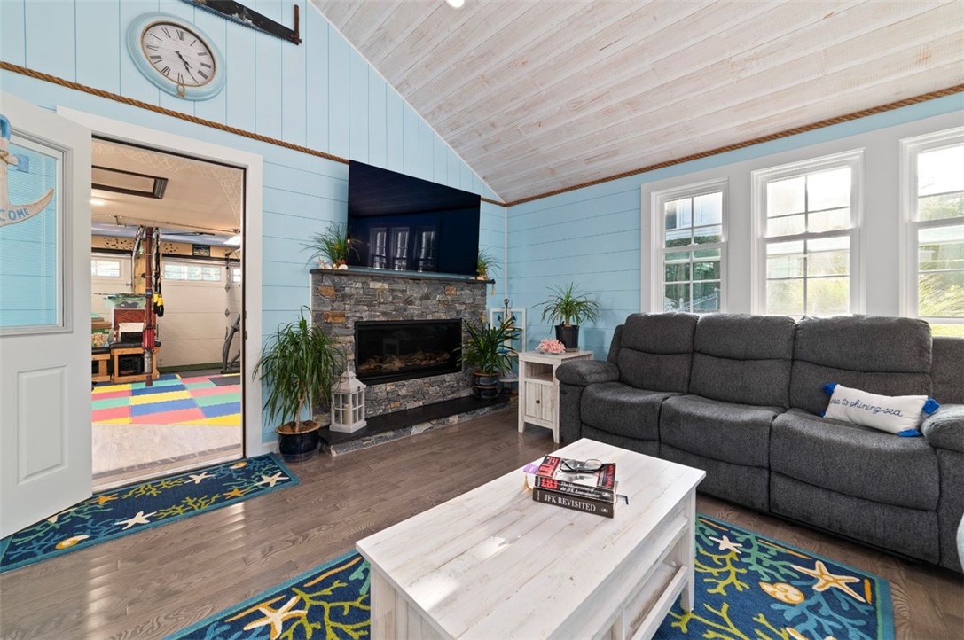 57 Shenandoah Road Warwick, RI 02886 - Photo 33 of 39 Bonus Room