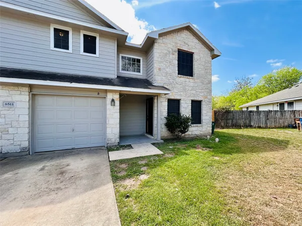 $1,650 | 8511 Apple Carrie Cove, Unit B, Austin, TX 78745