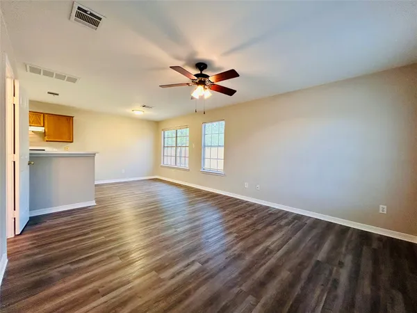 $1,650 | 8511 Apple Carrie Cove, Unit B, Austin, TX 78745