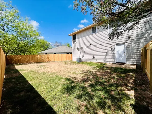 $1,650 | 8511 Apple Carrie Cove, Unit B, Austin, TX 78745