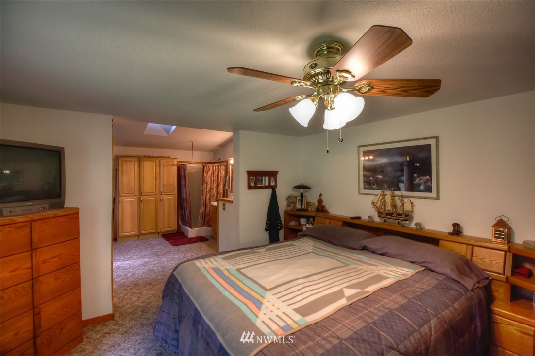 4908 163rd Lane Southwest Rochester, WA 98579 - Photo 18 of 25 Gallery Image 18