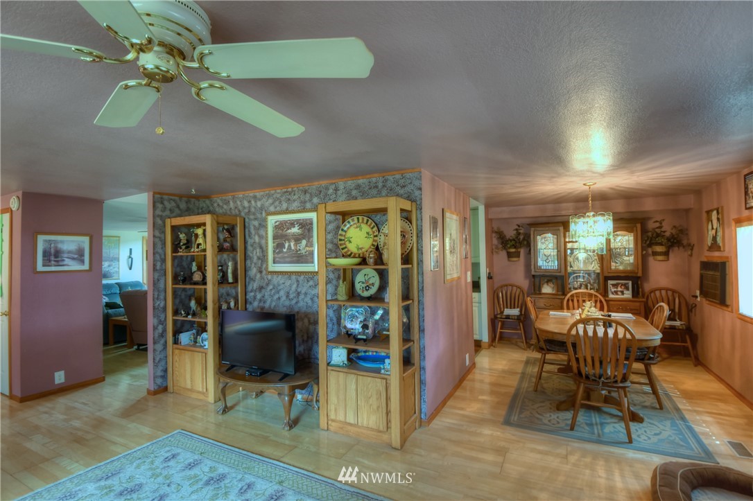 4908 163rd Lane Southwest Rochester, WA 98579 - Photo 9 of 25 Gallery Image 9