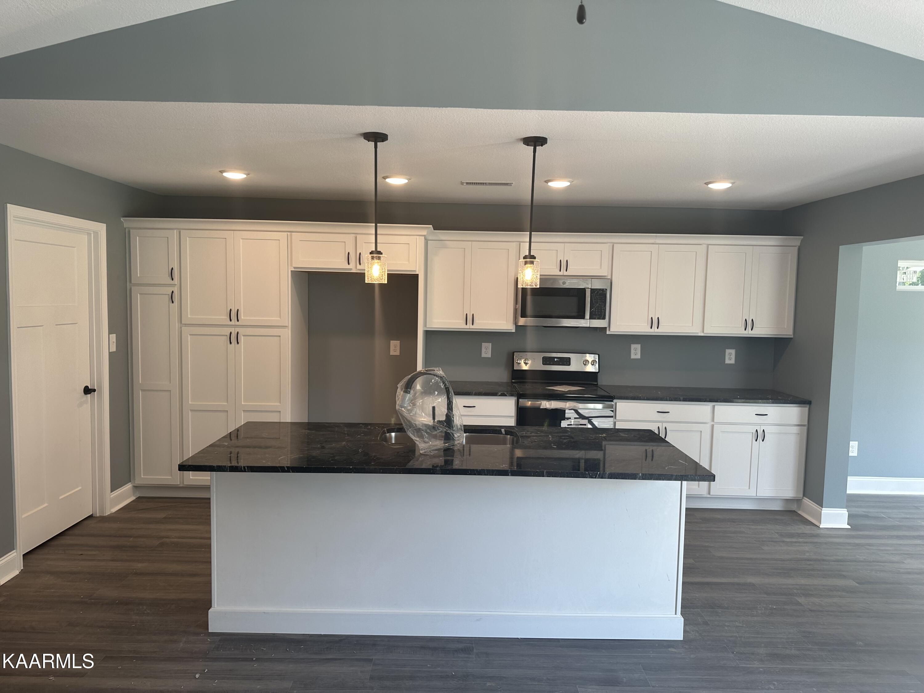 540 Henderson Road, Unit 14 Pigeon Forge, TN 37862 - Photo 15 of 40 Magnolia Plan