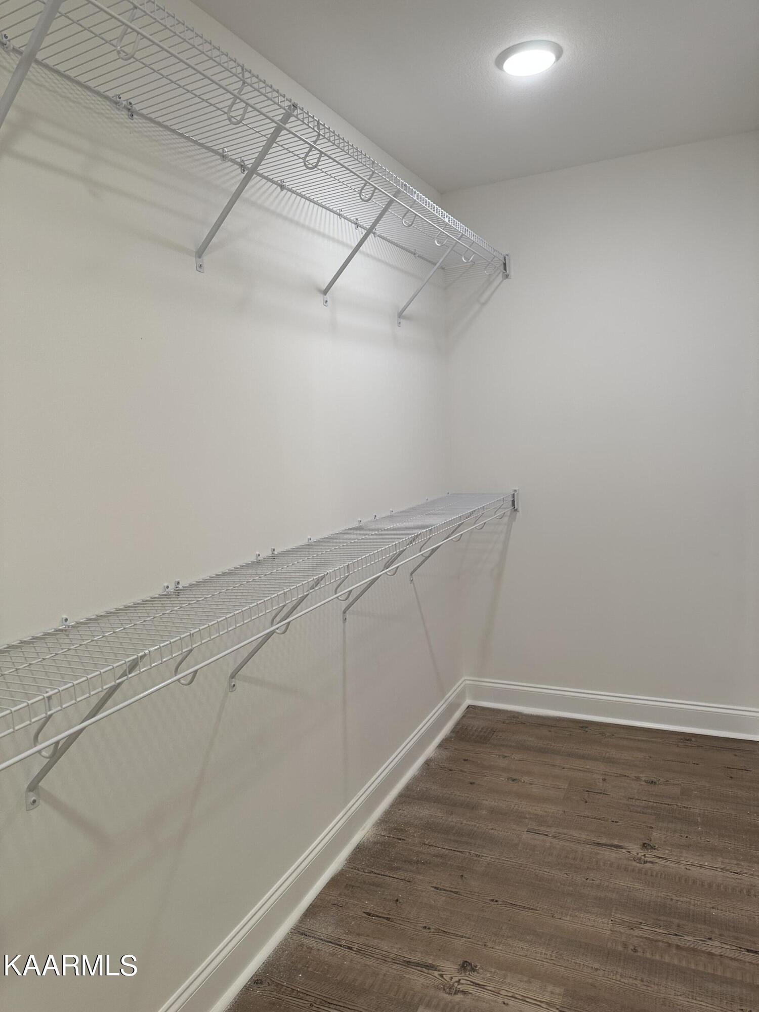 540 Henderson Road, Unit 14 Pigeon Forge, TN 37862 - Photo 31 of 40 Primary Closet