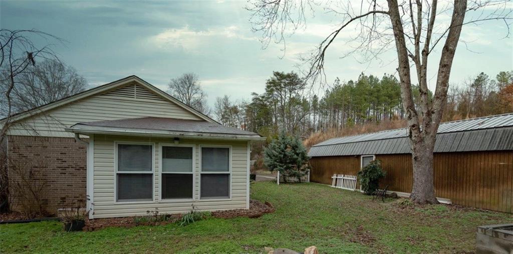 3178 Robinson Road Newton, NC 28658 - Photo 38 of 44