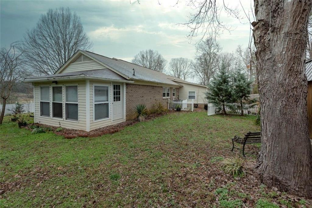 3178 Robinson Road Newton, NC 28658 - Photo 40 of 44