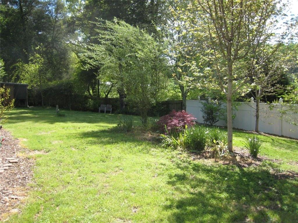 3178 Robinson Road Newton, NC 28658 - Photo 5 of 44
