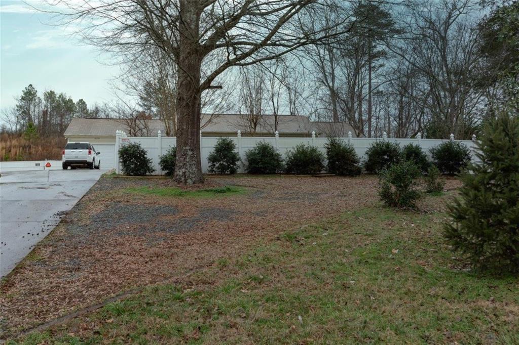 3178 Robinson Road Newton, NC 28658 - Photo 43 of 44