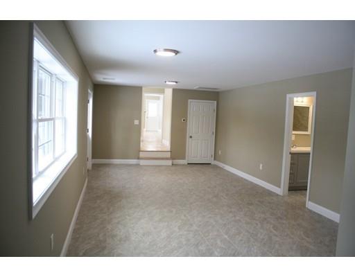449 Country Club Road Greenfield, MA 01301 - Photo 9 of 15 Gallery Image 9