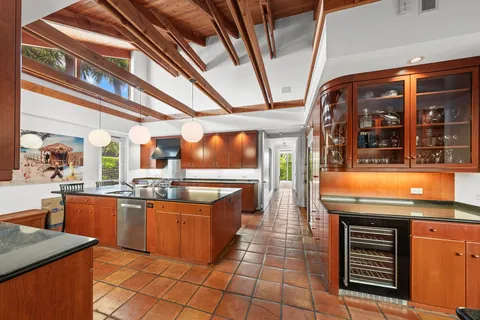 $25,950,000 | 6 La Costa Way, Palm Beach, FL 33480