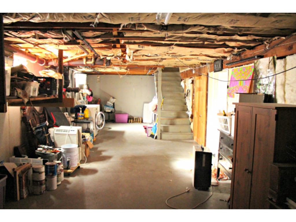 189 Lund Road Nashua, NH 03060 - Photo 11 of 13