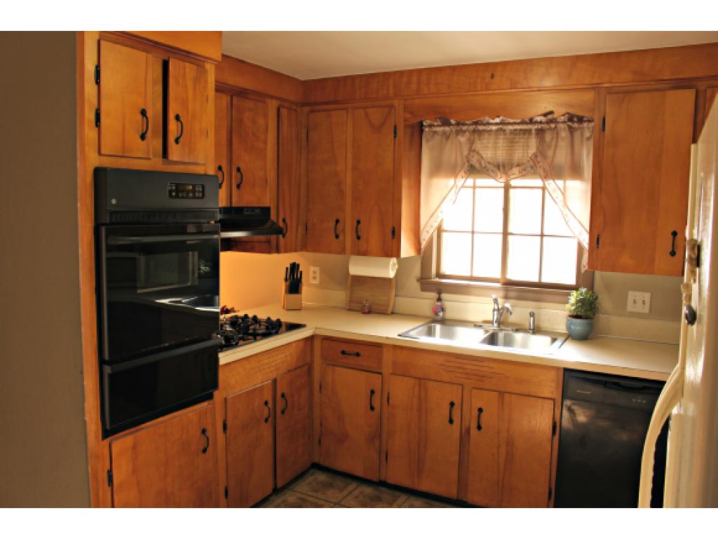 189 Lund Road Nashua, NH 03060 - Photo 6 of 13