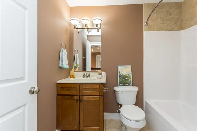 $475,000 | 200 Kensington Drive, Elkton, VA 22827