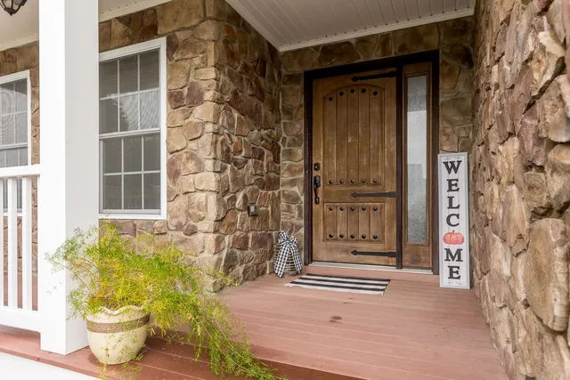 $475,000 | 200 Kensington Drive, Elkton, VA 22827